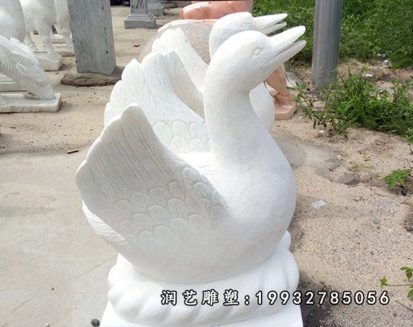小区动物天鹅石雕