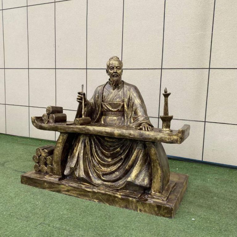 张仲景雕塑3