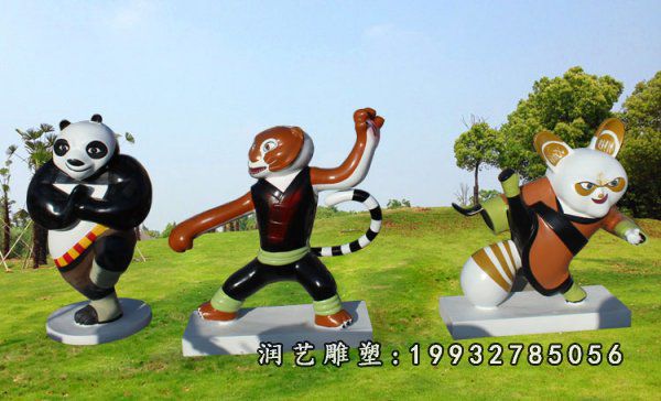 草坪玻璃钢功夫熊猫雕塑