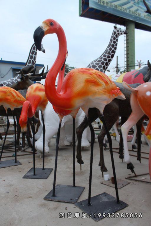 玻璃钢城市火烈鸟雕塑