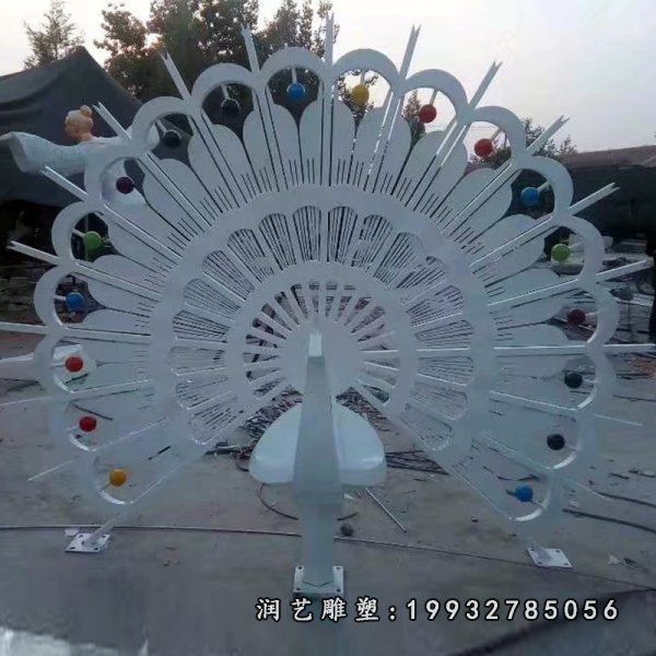 抽象不锈钢孔雀雕塑