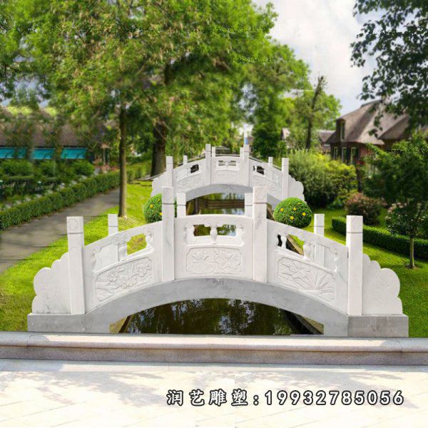 汉白玉拱桥公园雕塑