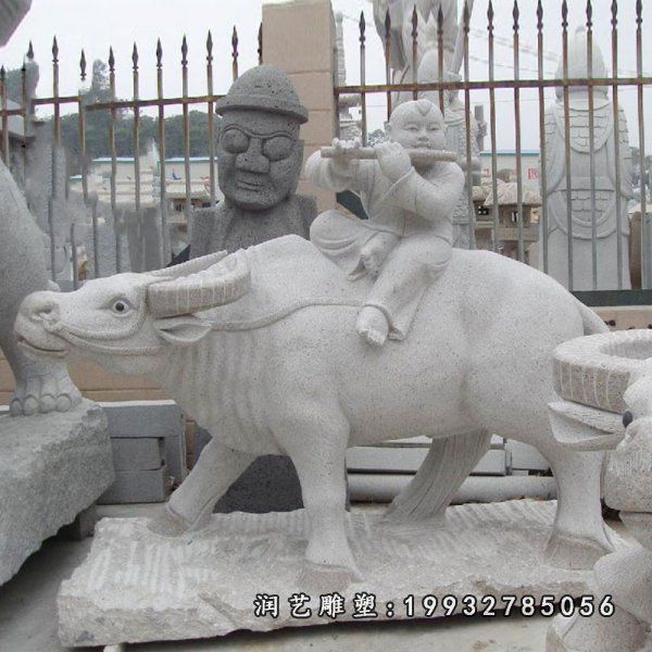 大理石公园牛雕塑