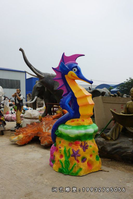 玻璃钢户外海马雕塑