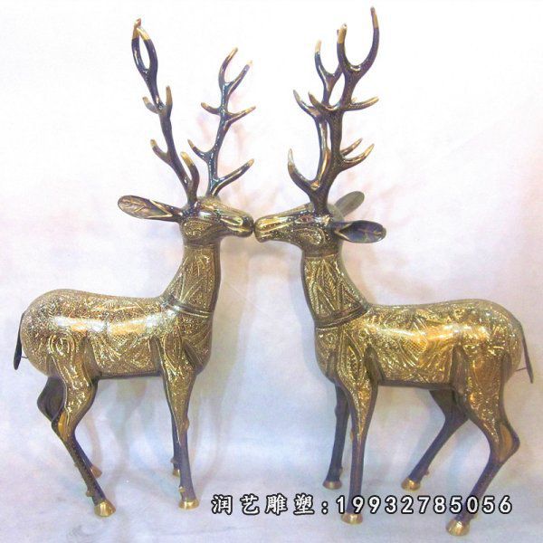 铜雕公园鹿雕塑