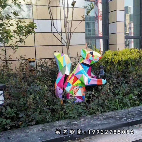 玻璃钢街道松鼠动物雕塑