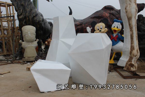 街道玻璃钢花瓶雕塑