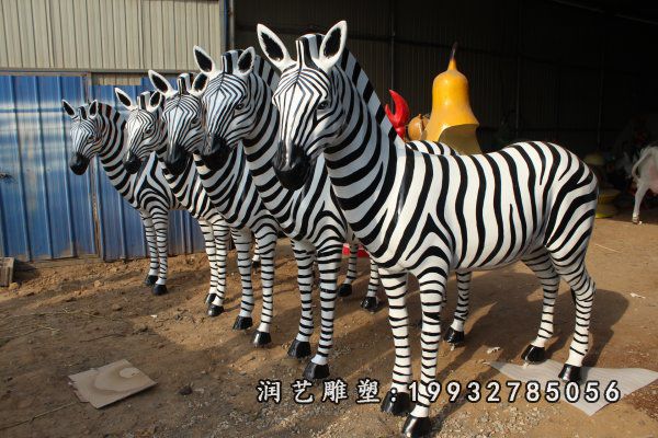 动物玻璃钢斑马雕塑