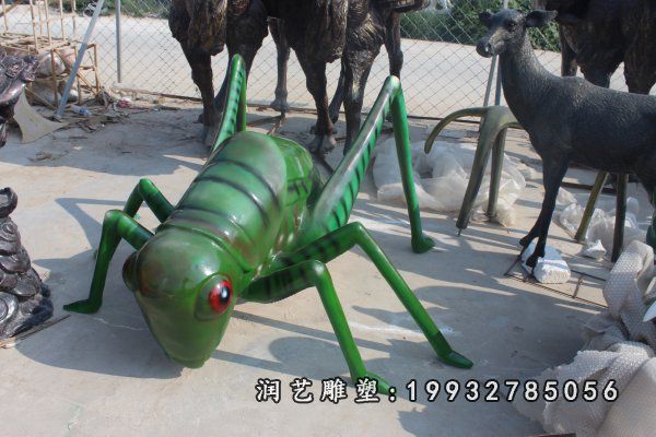 玻璃钢园林蝈蝈雕塑