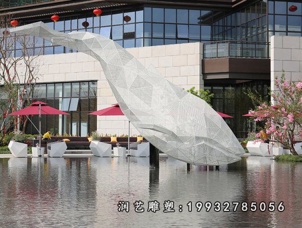 不锈钢鲸鱼动物雕塑