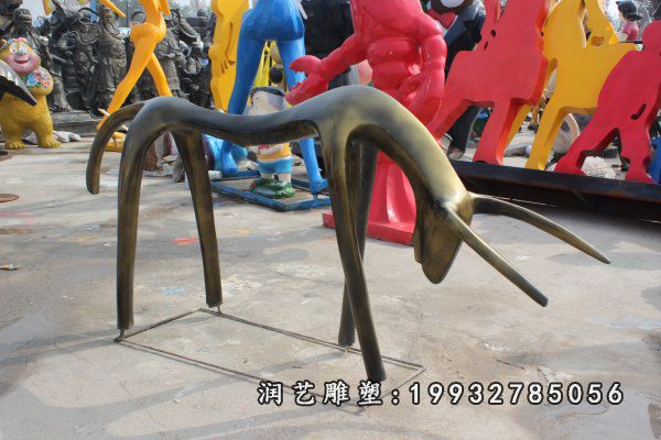 草坪羊动物铜雕