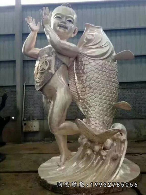 园林鱼动物铜雕