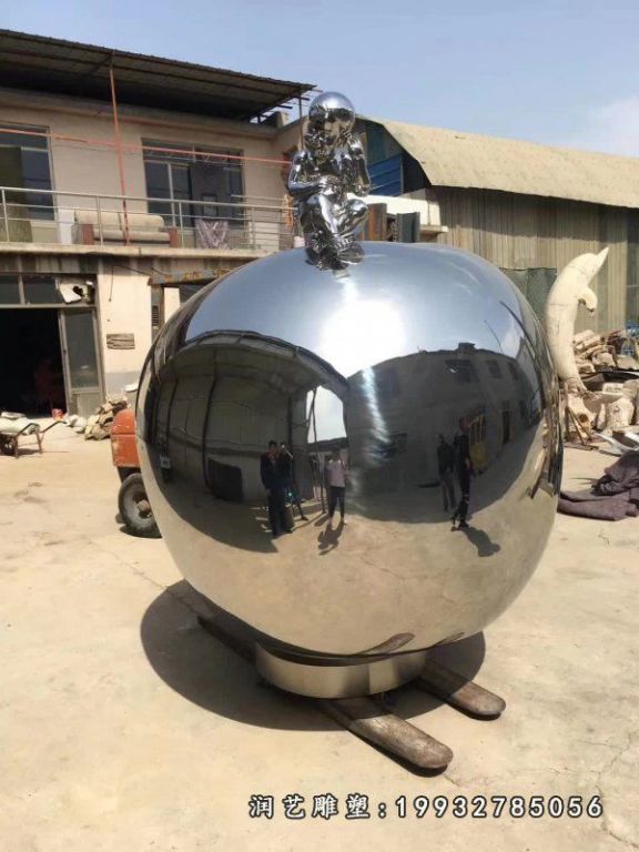 商场不锈钢苹果雕塑