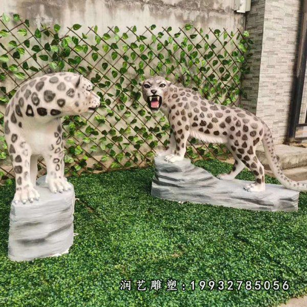 街道玻璃钢豹动物雕塑