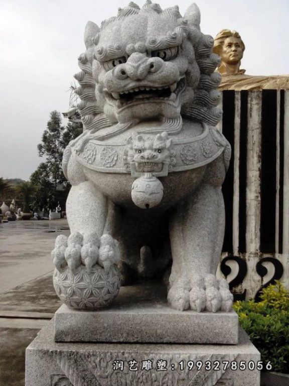 商场动物狮子石雕