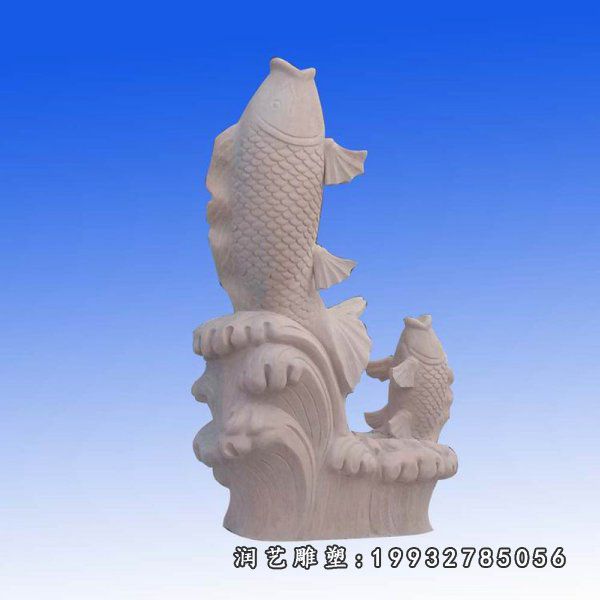 小区鱼动物石雕