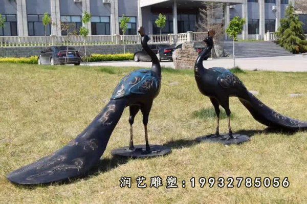 园林孔雀动物铜雕
