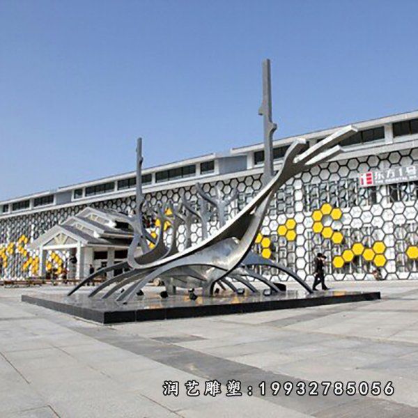 小区不锈钢划船雕塑