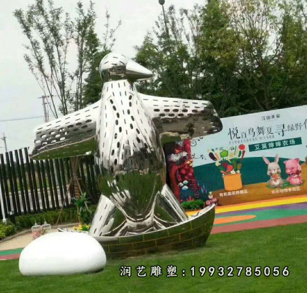 学校不锈钢企鹅雕塑