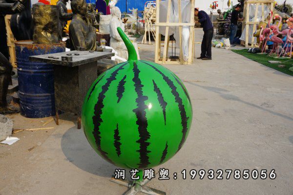 庭院玻璃钢西瓜雕塑