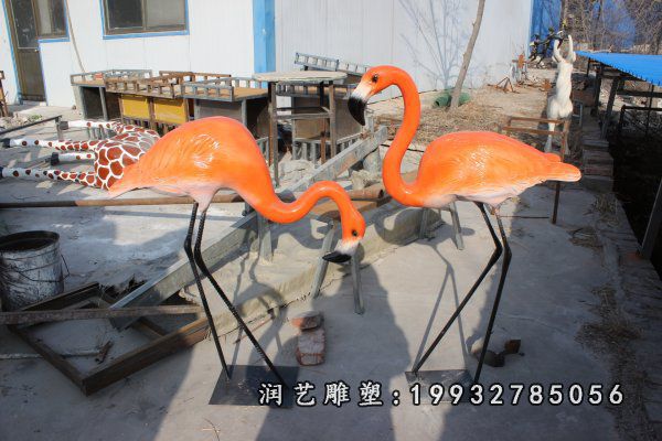 街道玻璃钢火烈鸟动物雕塑