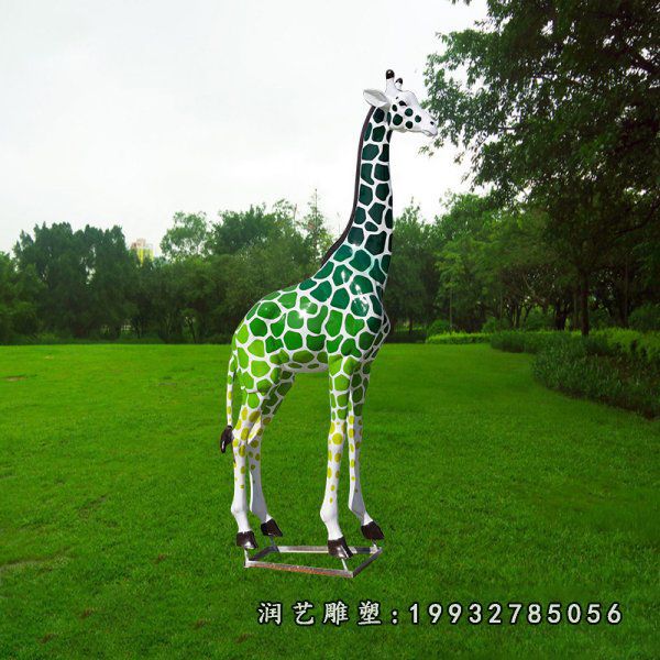 园林玻璃钢长颈鹿雕塑