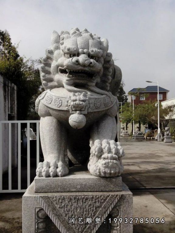 游乐场动物狮子石雕