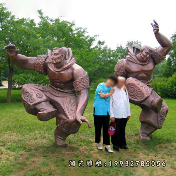 草坪少数民族铜雕