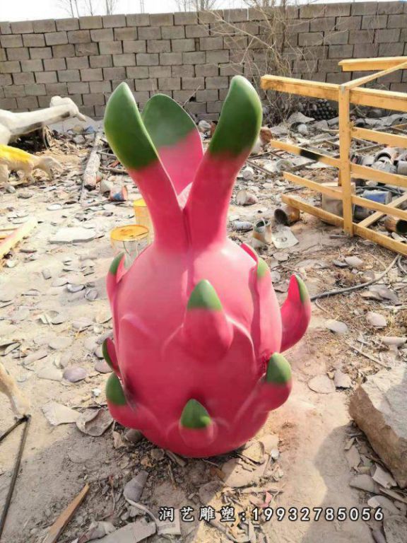 企业玻璃钢火龙果景观雕塑