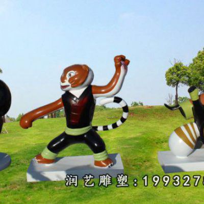 草坪玻璃钢功夫熊猫雕塑