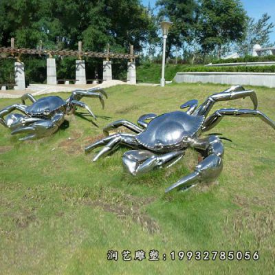 草坪不锈钢螃蟹雕塑