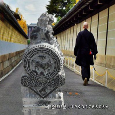 青石抱鼓石雕塑