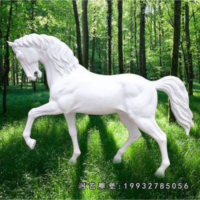 汉白玉公园马雕塑