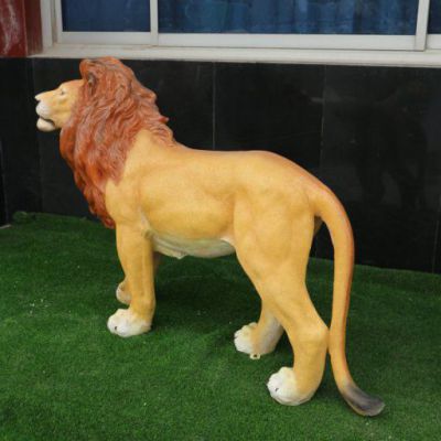 玻璃钢公园狮子雕塑