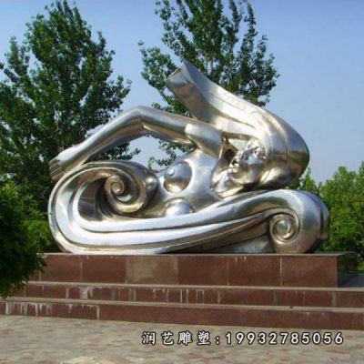 校园不锈钢游泳人物雕塑