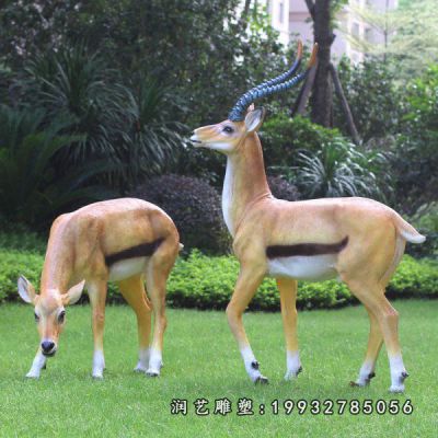公园玻璃钢羚羊动物雕塑