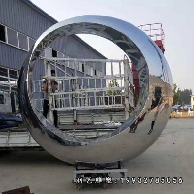 不锈钢圆环雕塑