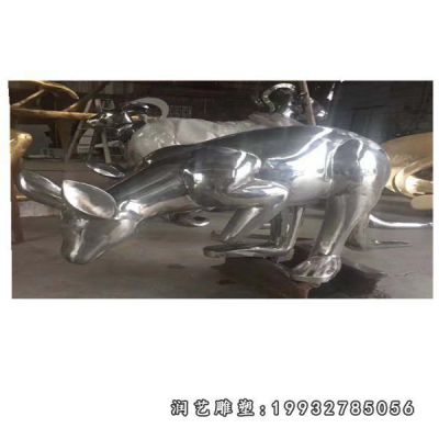 广场不锈钢袋鼠动物雕塑