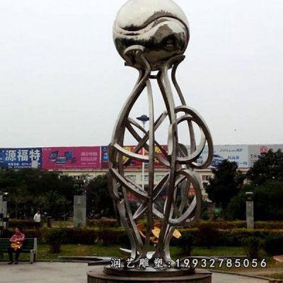 草坪不锈钢花瓶雕塑