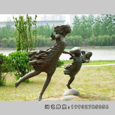 校园母子人物铜雕