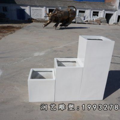 广场玻璃钢花瓶雕塑