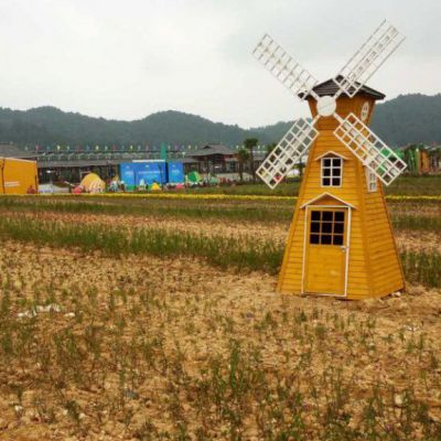 园林玻璃钢风车雕塑