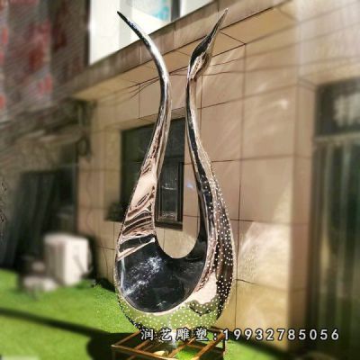 学校不锈钢翅膀雕塑