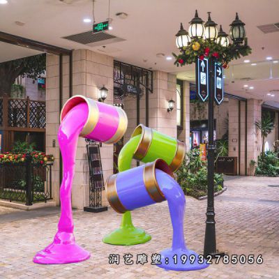 商场玻璃钢油漆桶雕塑
