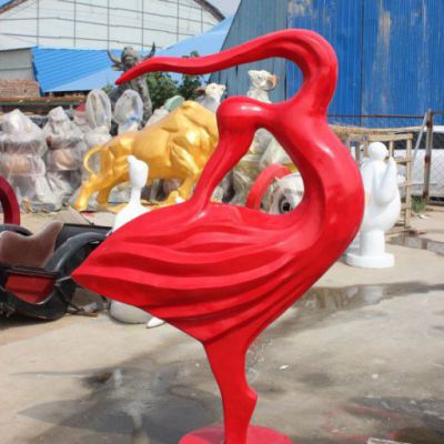 街道玻璃钢跳舞雕塑