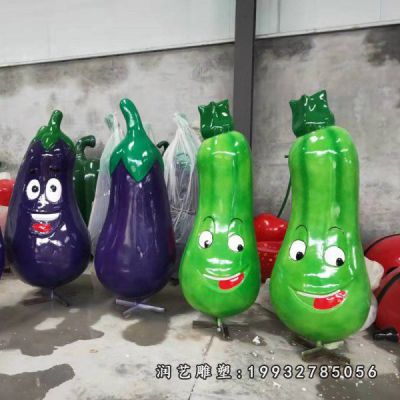 街道玻璃钢茄子雕塑
