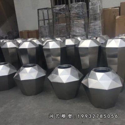 商业街不锈钢花盆雕塑