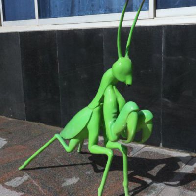 园林玻璃钢螳螂雕塑