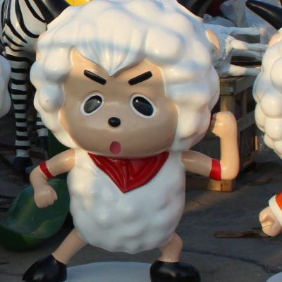 公园玻璃钢喜羊羊与灰太狼雕塑