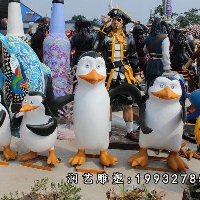 庭院玻璃钢企鹅动物雕塑